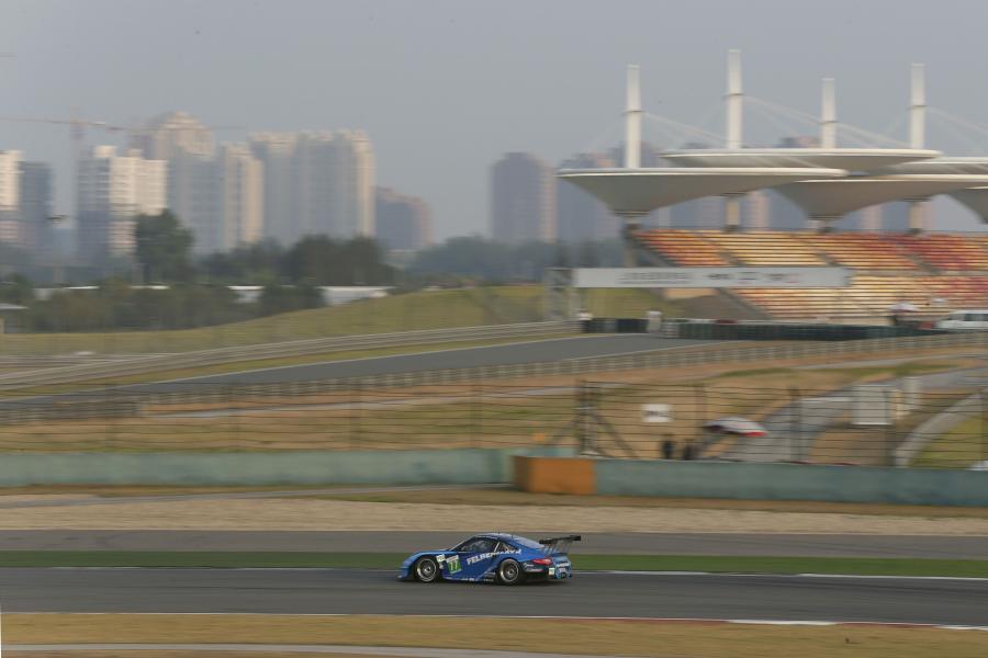  Porsche 911 GT3 RSR 2012 года  (фото 285 из 429)